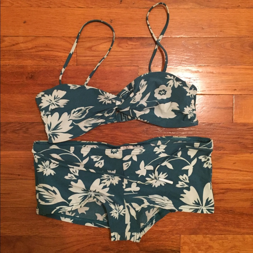 Calvin Klein Size 6 Bikini Green Floral